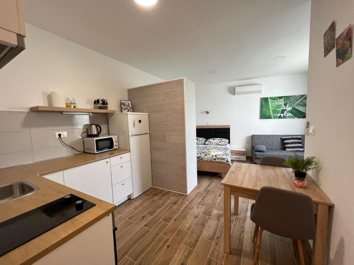 Apartman Solin 2, Parking Leilighet Eksteriør bilde